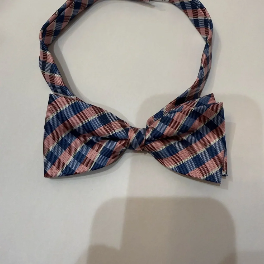Plaid Bow Tie in Blue and Pink